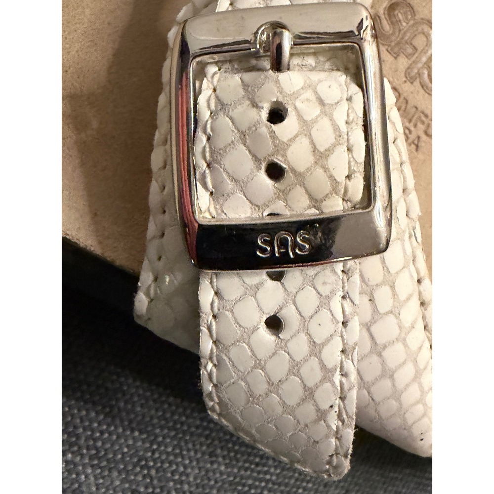 SAS Tripad Comfort Women White Snakeskin Embossed Leather Thong Sandals Buckle